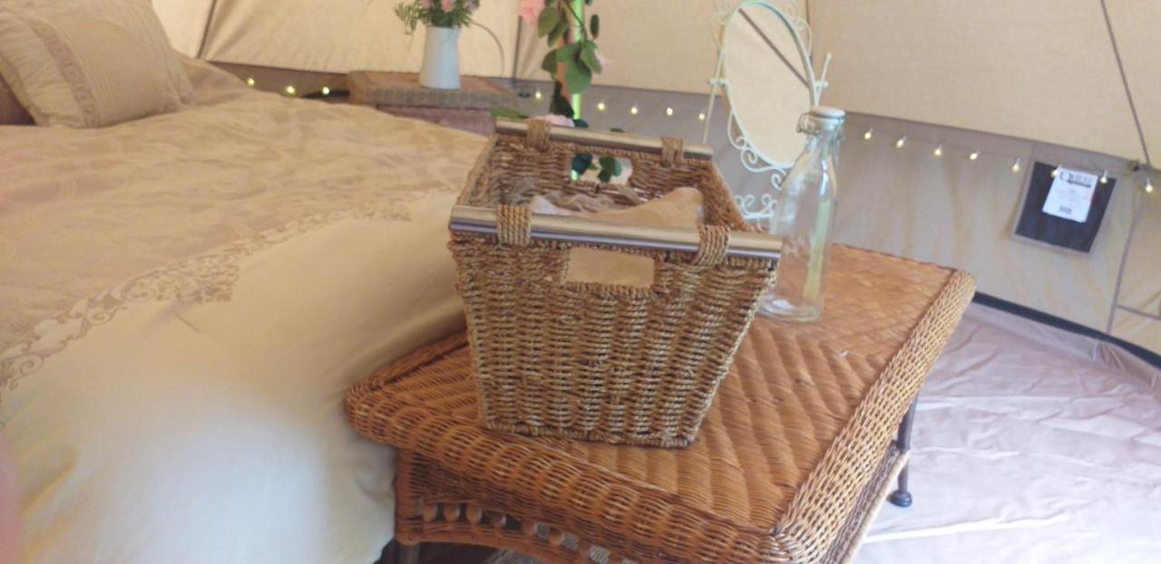 The Homestead West Parley ภายนอก รูปภาพ
